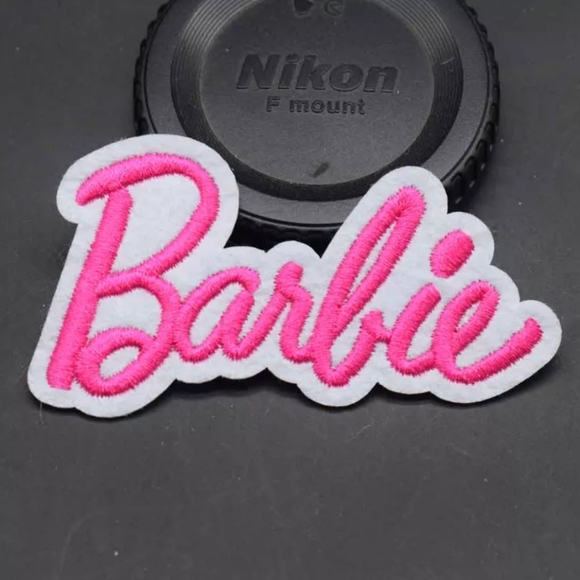 2 Barbie Patches Iron On - Picture 3 of 6